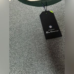 💚NWT Ben Sherman crewneck contrast trim spruce green and white sweater M